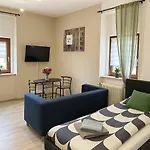 Lenastay I Comfort In Location Apartman *